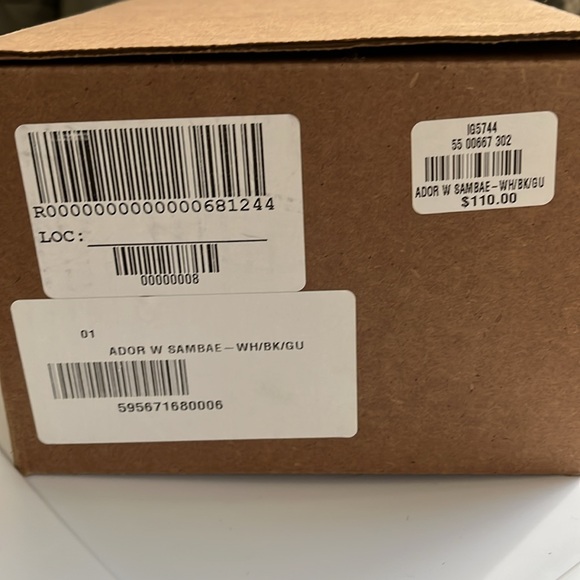 Adidas Samba White and Black Sneakers - Picture 4 of 4